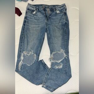 American Eagle Outfitters Light Blue Distressed Boyfriend Jeans